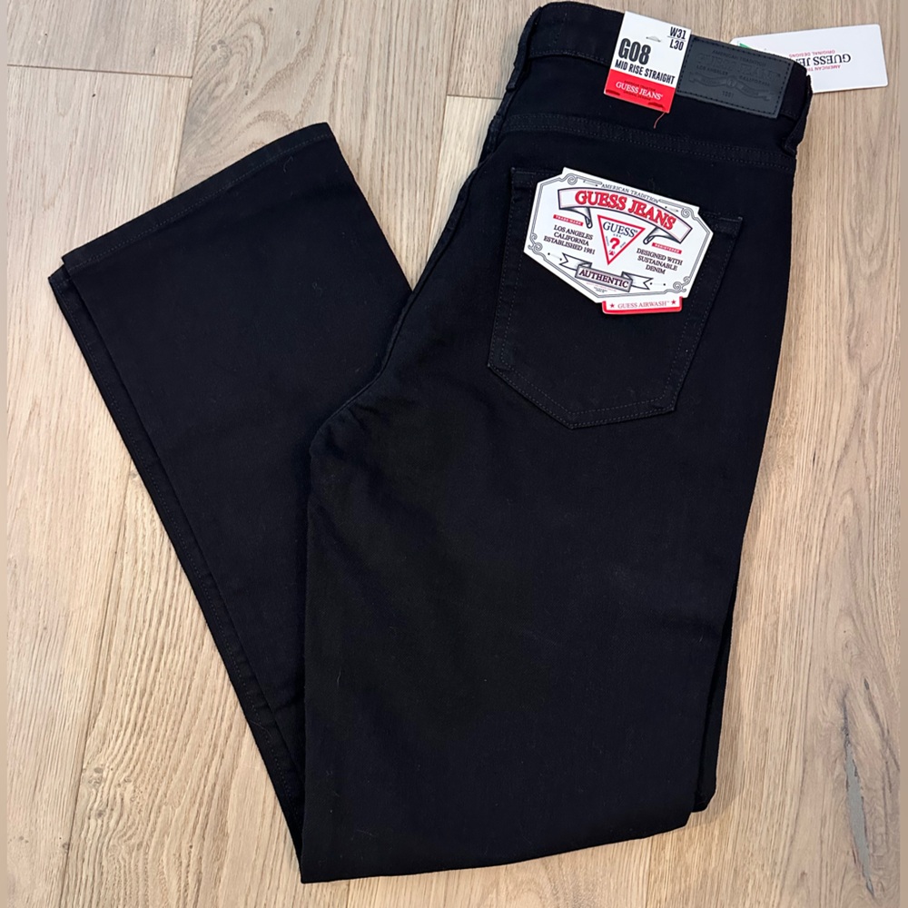 GUESS Women's Straight Leg Jeans - Black